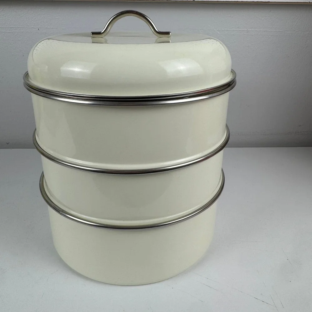 Typhoon Living Retro Cream Enamel 3 Tier Nesting Cake Cookie Bakes Storage Tin